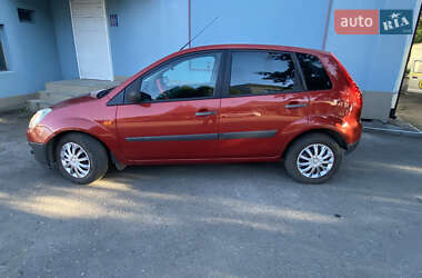 Хэтчбек Ford Fiesta 2008 в 