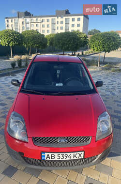 Хэтчбек Ford Fiesta 2007 в Виннице