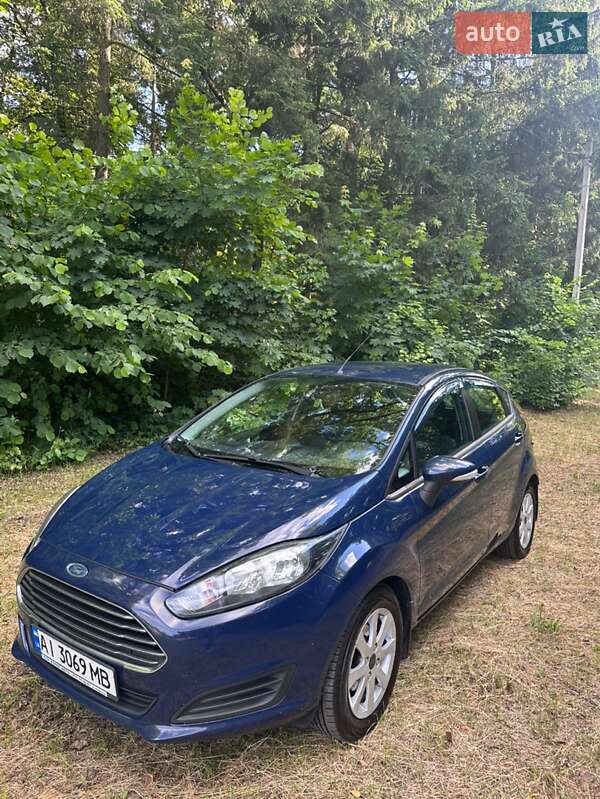 Хэтчбек Ford Fiesta 2012 в Киеве