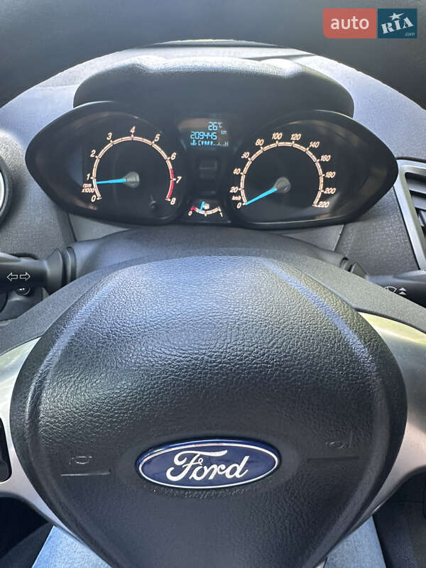 Хэтчбек Ford Fiesta 2012 в Киеве