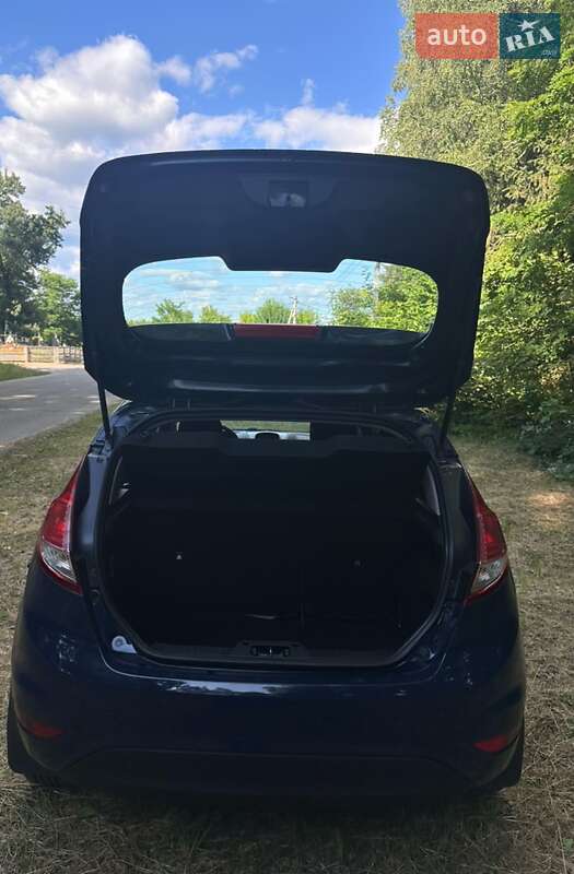 Хэтчбек Ford Fiesta 2012 в Киеве