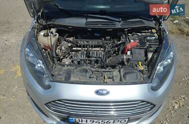Хэтчбек Ford Fiesta 2017 в 