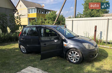Хэтчбек Ford Fiesta 2006 в 