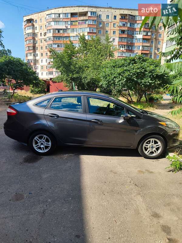 Седан Ford Fiesta 2017 в Полтаве