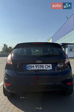 Хэтчбек Ford Fiesta 2013 в 