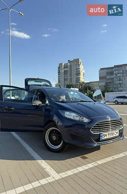 Хэтчбек Ford Fiesta 2013 в 