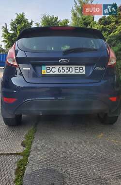 Хэтчбек Ford Fiesta 2013 в 