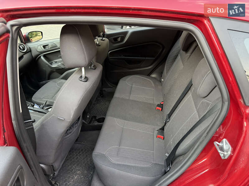 Хэтчбек Ford Fiesta 2017 в Запорожье фото 11 Хэтчбек Ford Fiesta 2017 в Запорожье