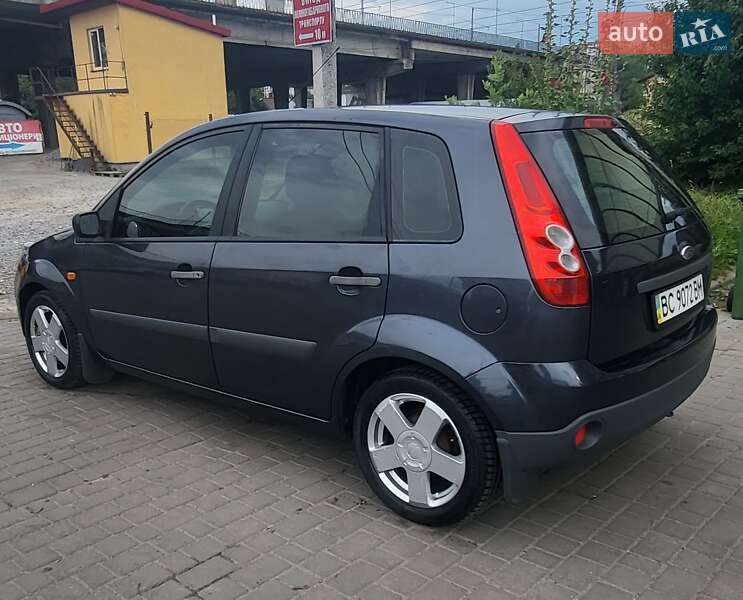 Хетчбек Ford Fiesta 2008 в Львові