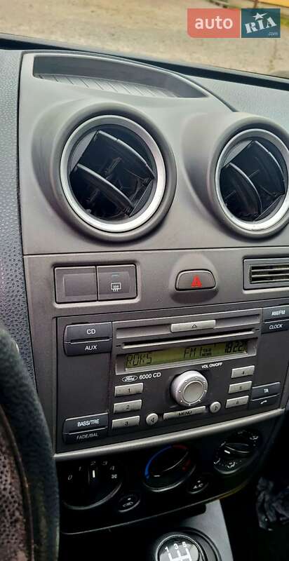 Хетчбек Ford Fiesta 2008 в Львові