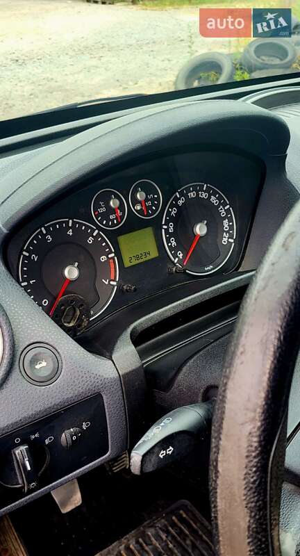 Хетчбек Ford Fiesta 2008 в Львові