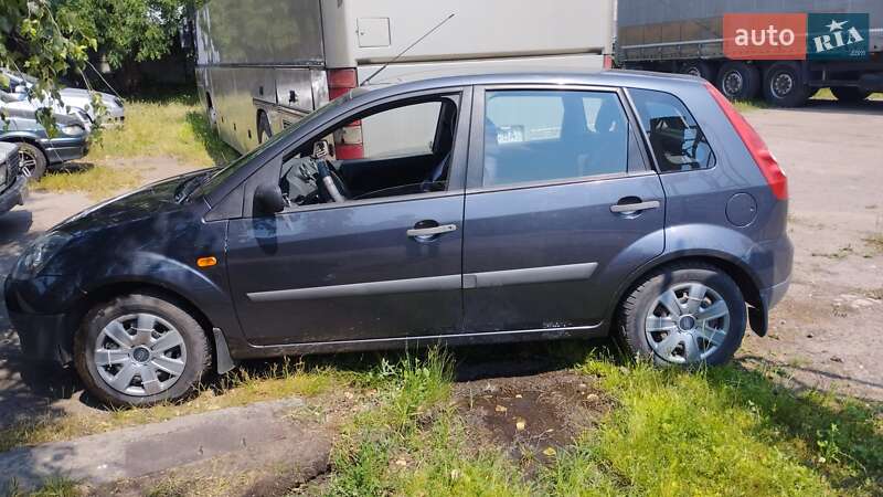 Хэтчбек Ford Fiesta 2007 в Чернигове