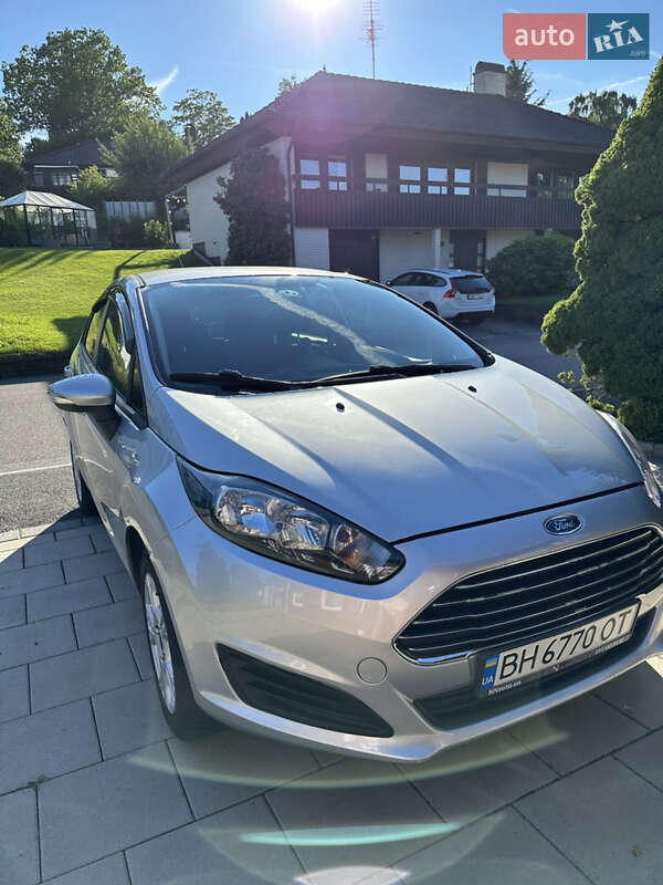 Хэтчбек Ford Fiesta 2013 в Николаеве