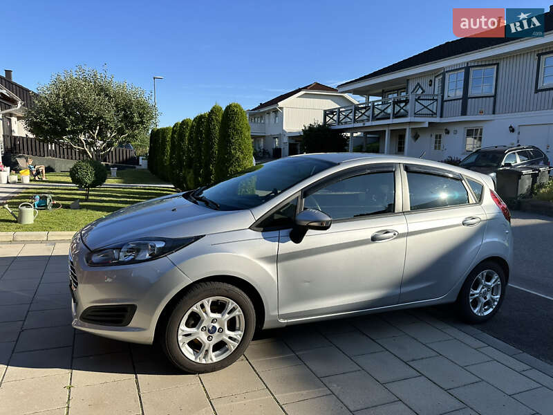 Хэтчбек Ford Fiesta 2013 в Николаеве