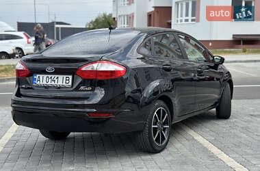 Седан Ford Fiesta 2016 в 
