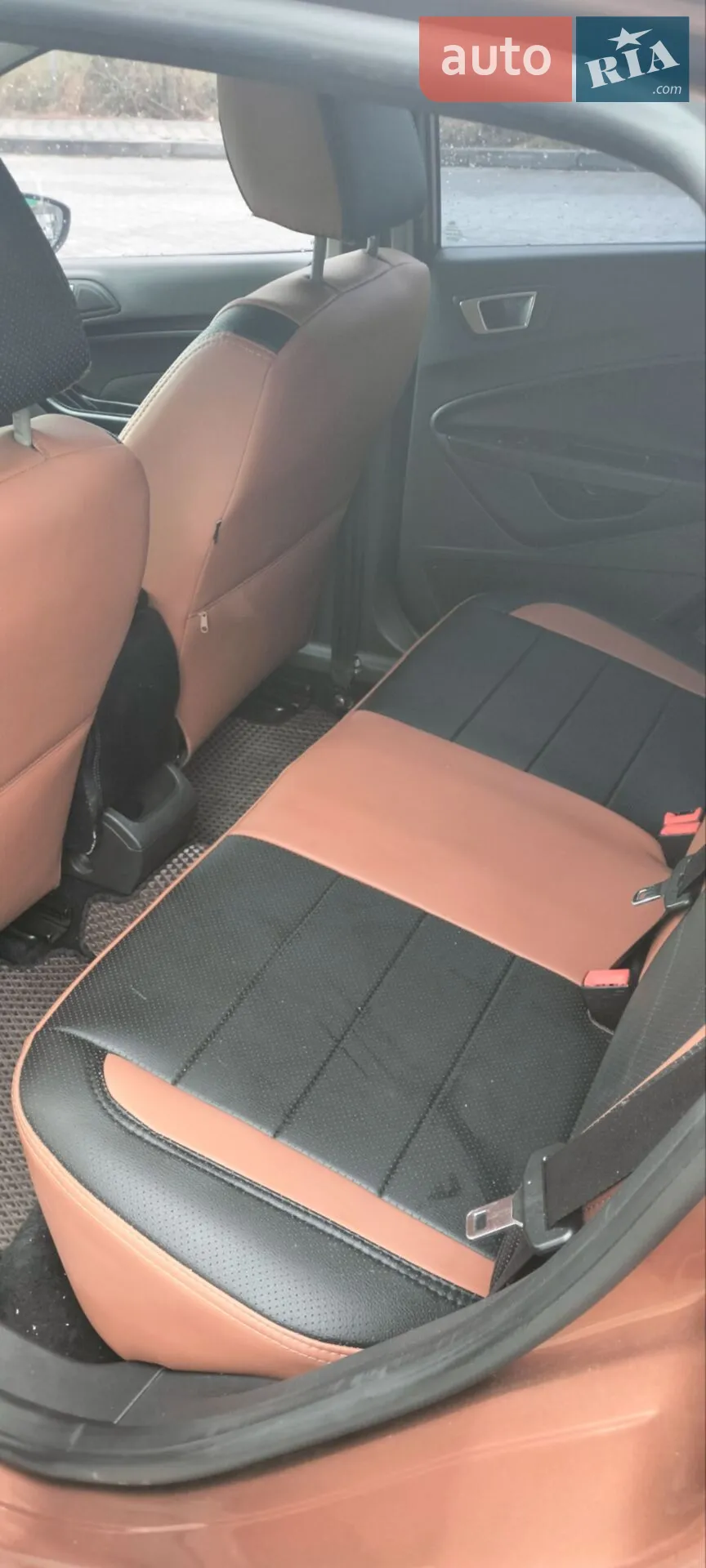 2013 Ford Fiesta - мініатюра 2