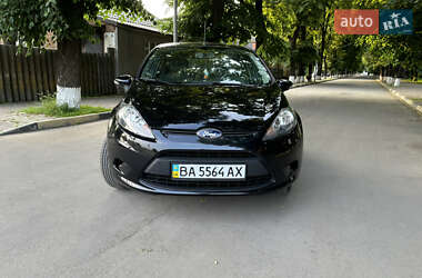 Хэтчбек Ford Fiesta 2011 в 