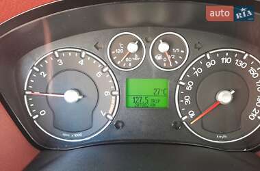 Хетчбек Ford Fiesta 2008 в 
