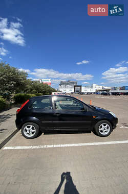 Хетчбек Ford Fiesta 2003 в 