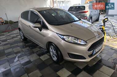 Хэтчбек Ford Fiesta 2017 в 