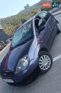 Хэтчбек Ford Fiesta 2006 в Сколе