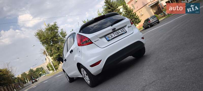 Хэтчбек Ford Fiesta 2012 в Харькове