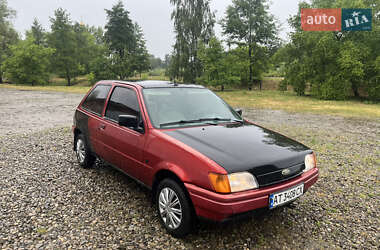 Хетчбек Ford Fiesta 1989 в Вижниці