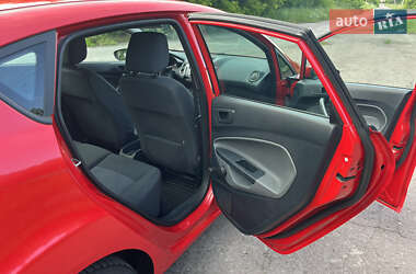 Хэтчбек Ford Fiesta 2010 в 