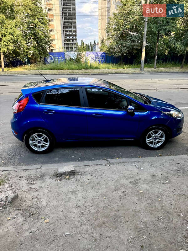 Хэтчбек Ford Fiesta 2018 в Киеве