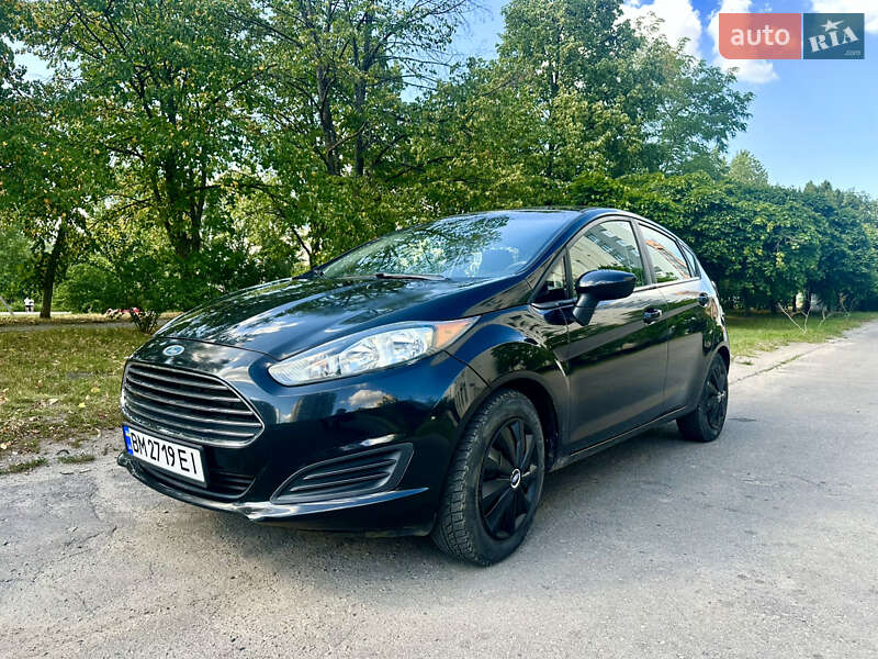 Хэтчбек Ford Fiesta 2014 в 