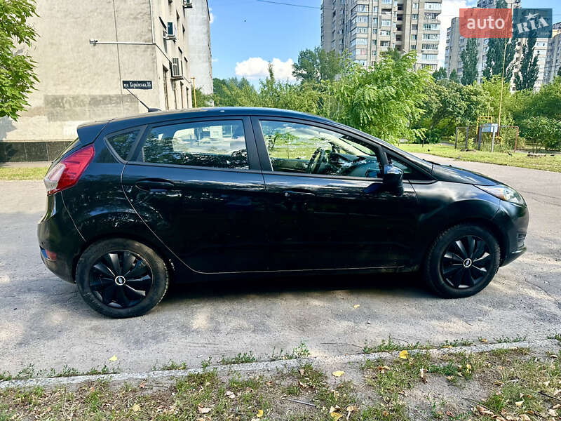Хэтчбек Ford Fiesta 2014 в Сумах фото 5 Хэтчбек Ford Fiesta 2014 в Сумах