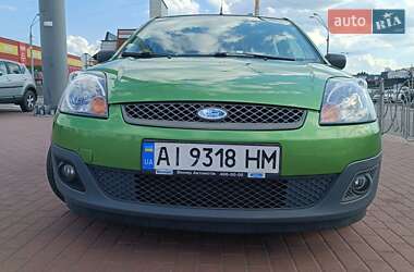 Хэтчбек Ford Fiesta 2008 в 