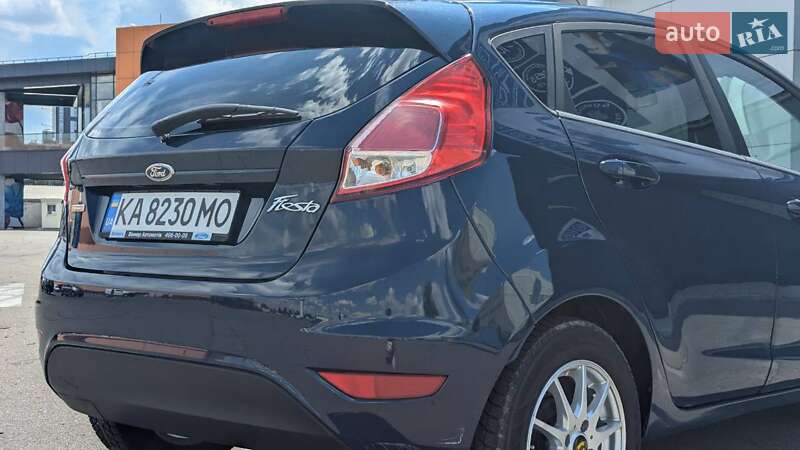 Хэтчбек Ford Fiesta 2013 в Киеве