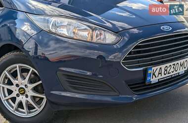 Хэтчбек Ford Fiesta 2013 в 