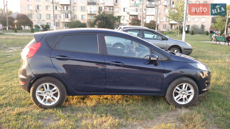 Хэтчбек Ford Fiesta 2015 в Килии