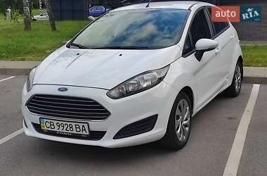 Хэтчбек Ford Fiesta 2013 в 