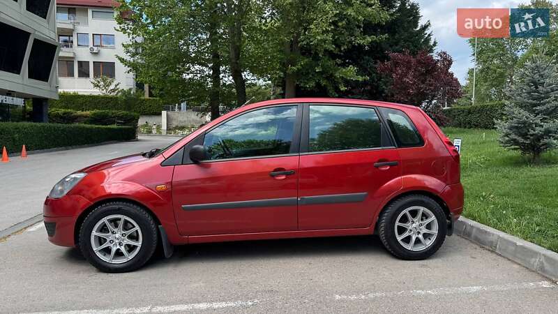Хэтчбек Ford Fiesta 2006 в Николаеве
