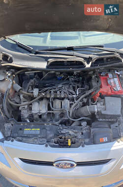 Хэтчбек Ford Fiesta 2011 в 