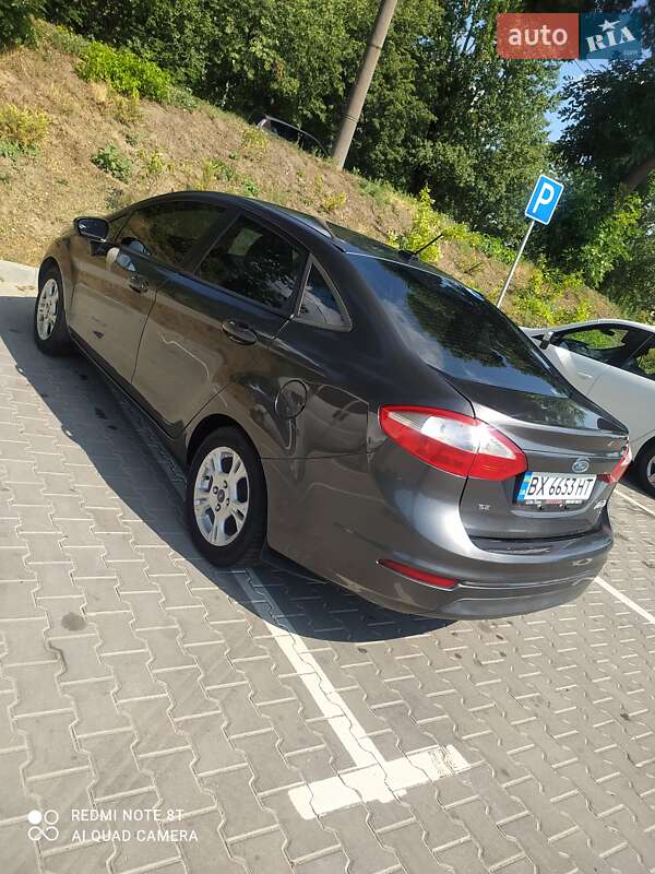 Седан Ford Fiesta 2014 в Хмельницком