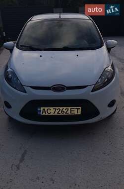 Хэтчбек Ford Fiesta 2010 в 