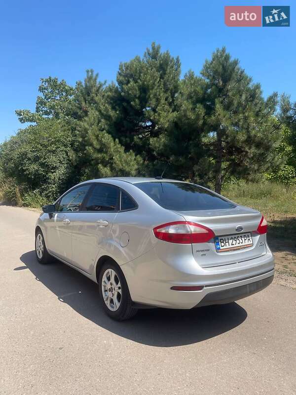 Седан Ford Fiesta 2014 в Одессе