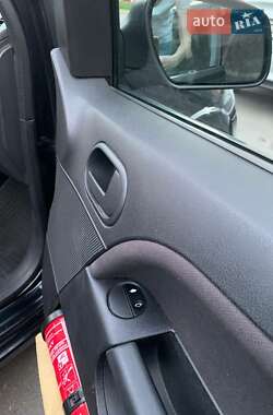 Хэтчбек Ford Fiesta 2007 в 