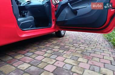 Хэтчбек Ford Fiesta 2010 в 