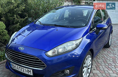 Хэтчбек Ford Fiesta 2013 в 