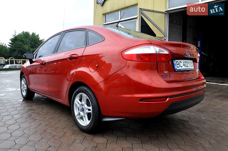 Седан Ford Fiesta 2018 в Львові