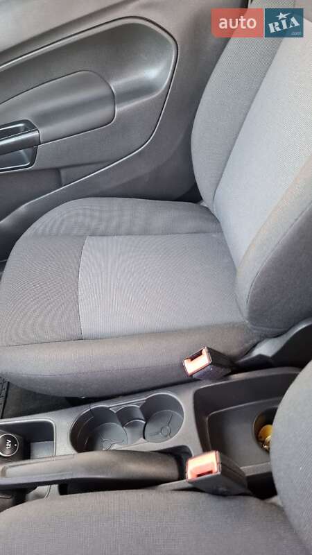 Хетчбек Ford Fiesta 2013 в Білогородці