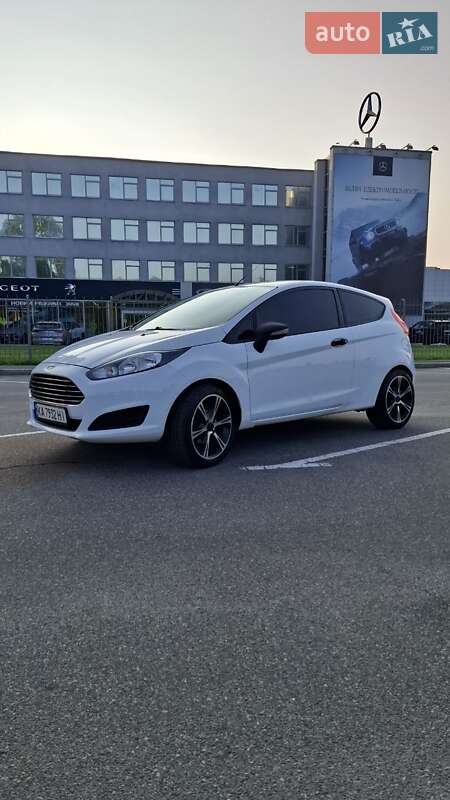 Хетчбек Ford Fiesta 2013 в Білогородці
