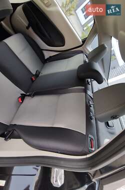 Седан Ford Fiesta 2013 в Киеве