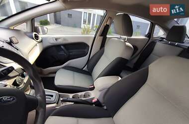 Седан Ford Fiesta 2013 в Киеве