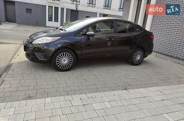 Седан Ford Fiesta 2013 в Киеве